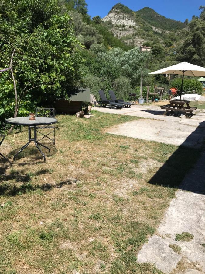 Vila La Ferme Des Cailletiers Chez Marco Lucéram Exteriér fotografie